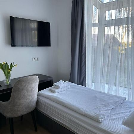 M & M Hotel Ойтен Екстер'єр фото